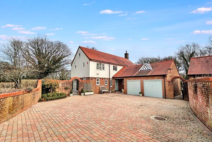 5 Bedroom Detached House For Sale In Stoborough, BH20