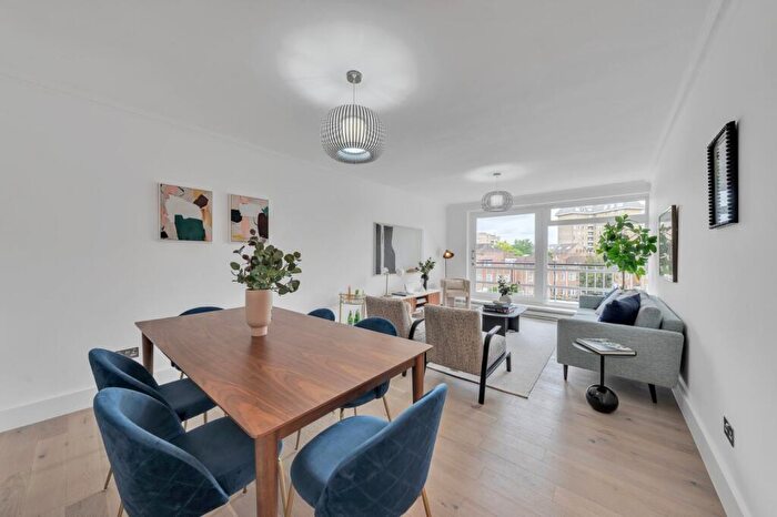 2 Bedroom Flat For Sale In Sheringham, St. John's Wood Park, NW8