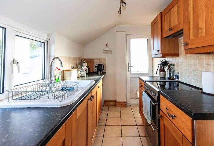 2 Bedroom Cottage For Sale In Malvern Road, Bournemouth, Dorset, BH9