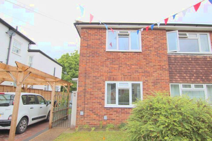 2 Bedroom Maisonette To Rent In Ladbroke Road, Epsom, KT18