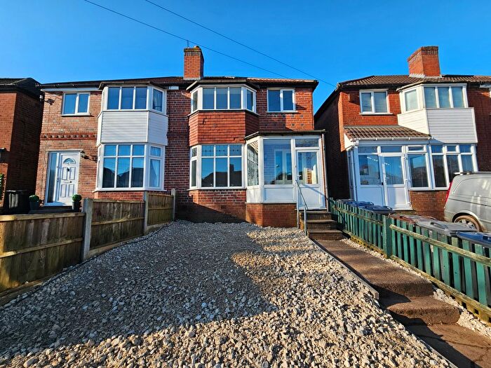 3 Bedroom Property To Rent In Duxford Road, Great Barr, Birmingham, B42