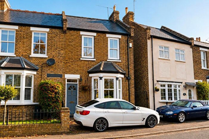 3 Bedroom Semi-detached House To Rent In Holly Cottages, Bell Common, Epping, CM16
