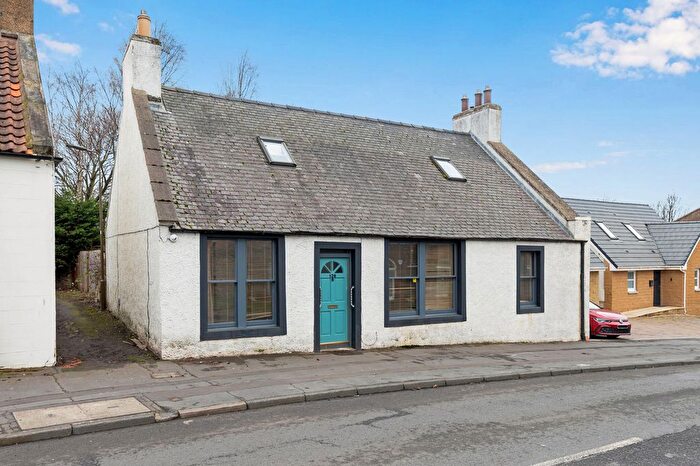 4 Bedroom Cottage For Sale In , Church Street, Tranent, EH33