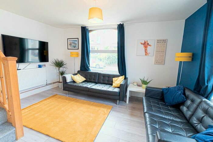 5 Bedroom End Of Terrace House To Rent In Avenue Road, Southampton. Id #, SO14