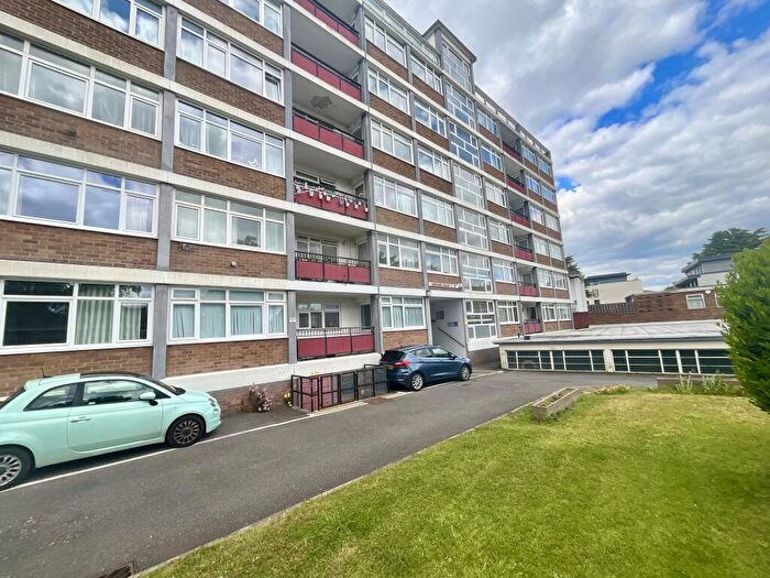 1 Bedroom Flat For Sale In Wilford Lane, Nottingham, NG2