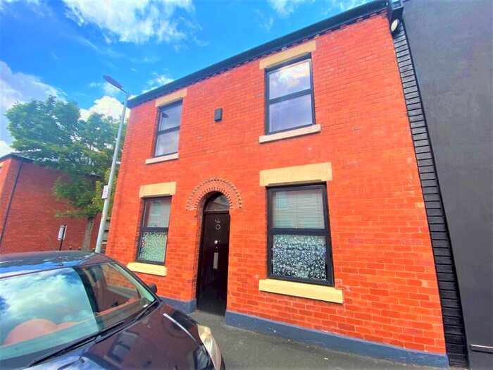 2 Bedroom Terraced House To Rent In Field Street, Salford, M6