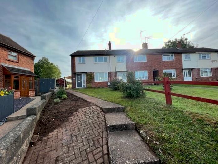 3 Bedroom Semi-Detached House To Rent In Bells End, Walton On Trent, DE12