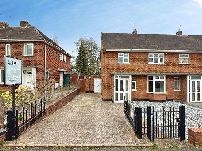 3 Bedroom End Terrace House For Sale In Derby Avenue, Claregate, Wolverhampton, WV6
