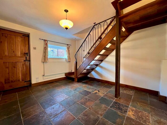 2 Bedroom Cottage To Rent In Tricklebrook Cottage, Marple Bridge, SK6