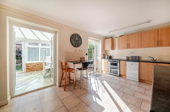 3 Bedroom End Of Terrace House For Sale In Pendlebury, Bracknell, RG12