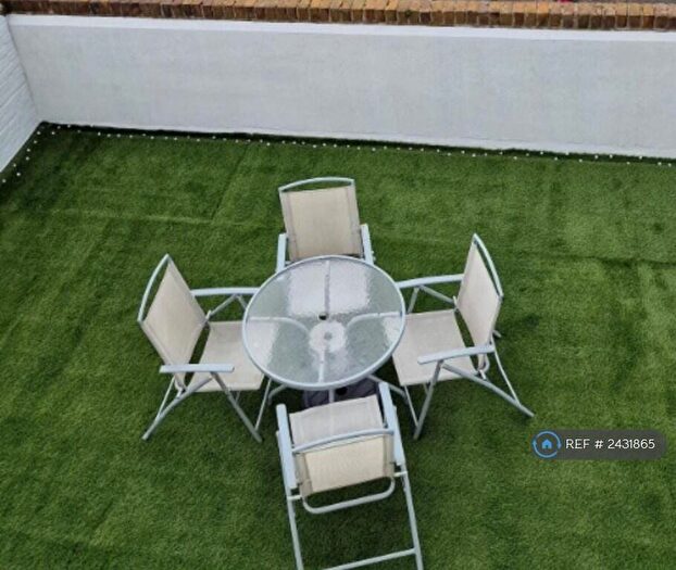 1 Bedroom Flat To Rent In Market Place, Rotherhithe, SE16