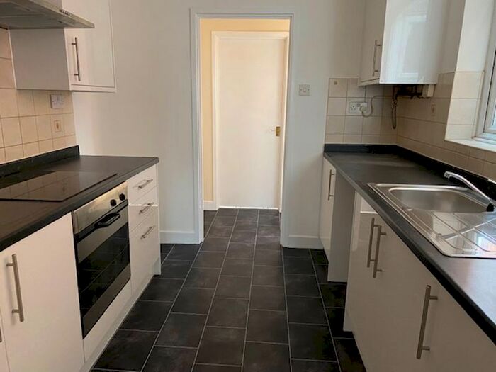 3 Bedroom Terraced House To Rent In George Street, Rugby, CV21