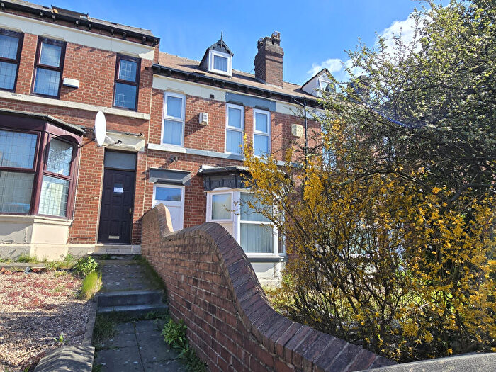5 Bedroom Terraced House For Sale In Burngreave Road, Sheffield, South Yorkshire, S3