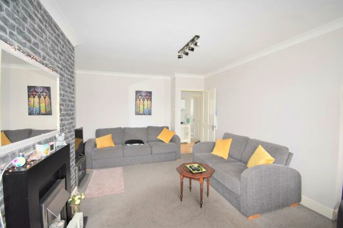 2 Bedroom Maisonette To Rent In Park Mead Sidcup, DA15