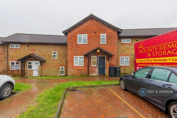 3 Bedroom Terraced House To Rent In Nonsuch Close, Canterbury, CT1