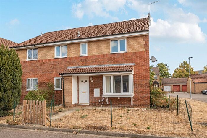 2 Bedroom End Of Terrace House For Sale In Heather Gardens, Bedford, MK41