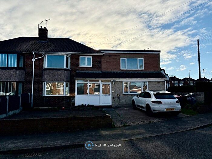 5 Bedroom Semi-Detached House To Rent In Manor Crescent, Brinsworth, Rotherham, S60