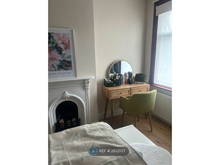 3 Bedroom Terraced House To Rent In Lebanon Road, Croydon, CR0