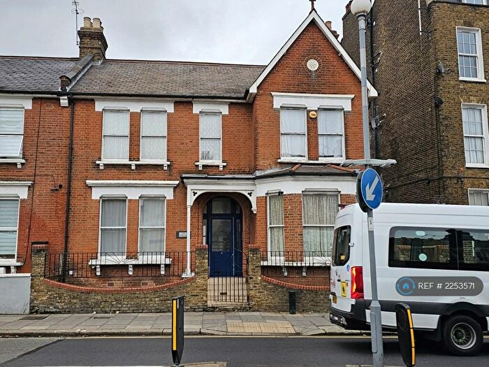 2 Bedroom Flat To Rent In Church Street, London, N9