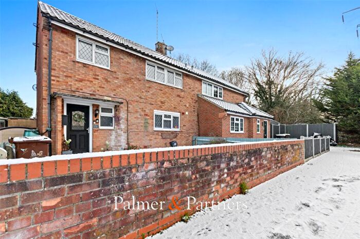 4 Bedroom Semi Detached House For Sale In Monkwick Avenue, Monkwick, Colchester, Essex, CO2