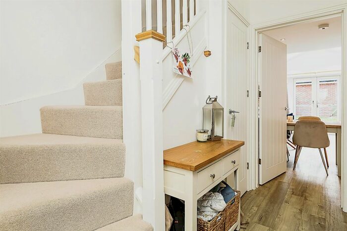 3 Bedroom Detached House For Sale In Hawthorn Drive, Burton Green, Kenilworth, CV8