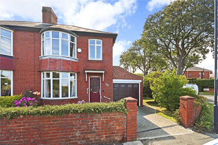 3 Bedroom Semi-Detached House For Sale In Hesleyside Road, South Wellfield, Whitley Bay, Tyne And Wear, NE25