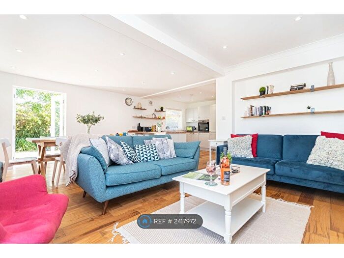 3 Bedroom Bungalow To Rent In Blenheim Crescent, Hordle, Lymington, SO41