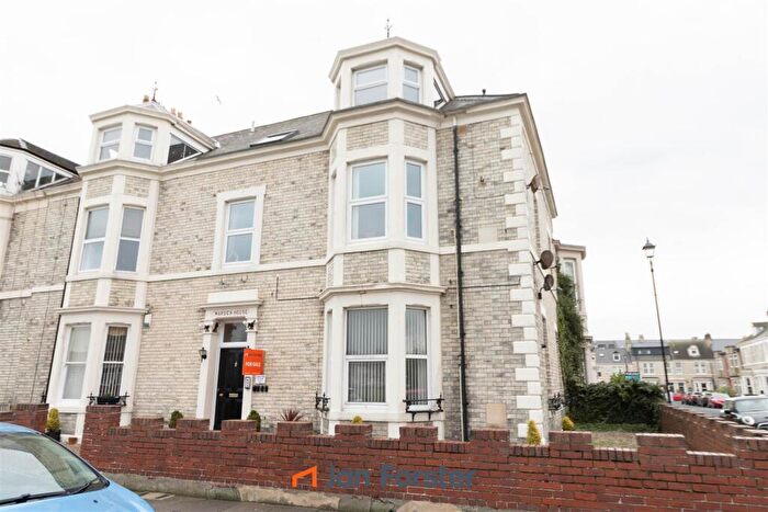 1 Bedroom Flat For Sale In Percy Park Road, Tynemouth, NE30