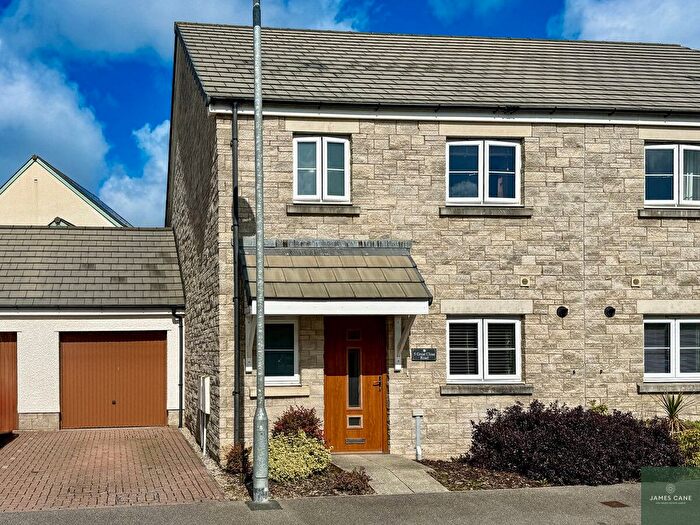 3 Bedroom Semi-detached House For Sale In Great Close Road, St Erme, TR4