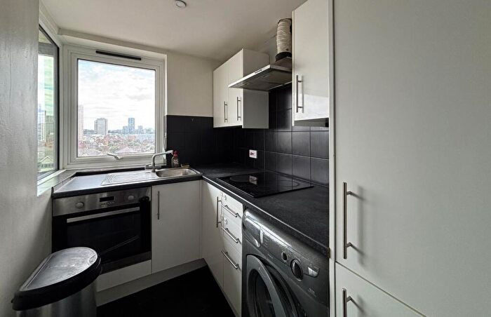 1 Bedroom Flat For Sale In Flat Zodiac Court, London Road, Croydon, Surrey, CR0
