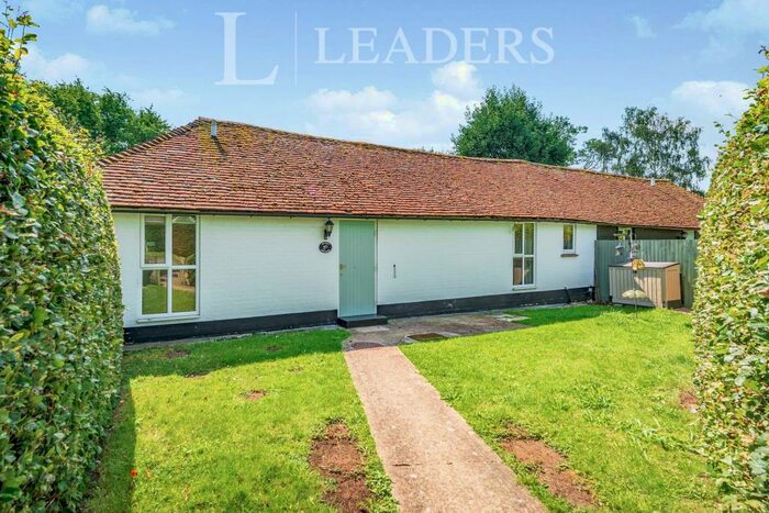 1 Bedroom Property To Rent In Newbridge Farm, Billingshurst, RH14