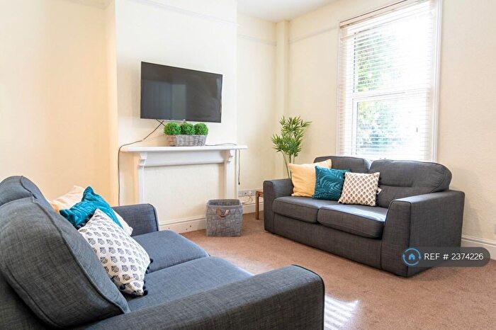 5 Bedroom Terraced House To Rent In Courtenay Street, Cheltenham, GL50