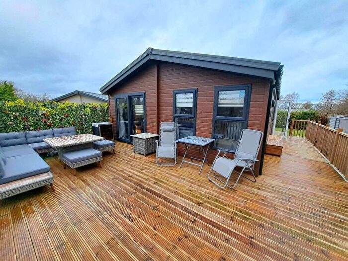 3 Bedroom Caravan For Sale In Windy Harbour Holiday Park, Little Singleton, Blackpool, Lancashire, FY6