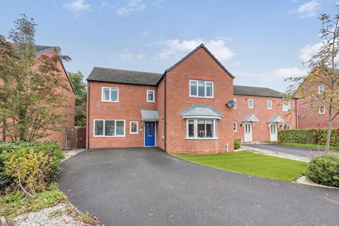 4 Bedroom Detached House For Sale In Oak Drive, Penyffordd, CH4