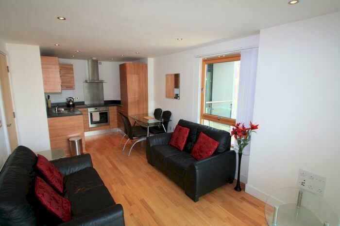 1 Bedroom Apartment To Rent In La Salle, Chadwick Street, LS10