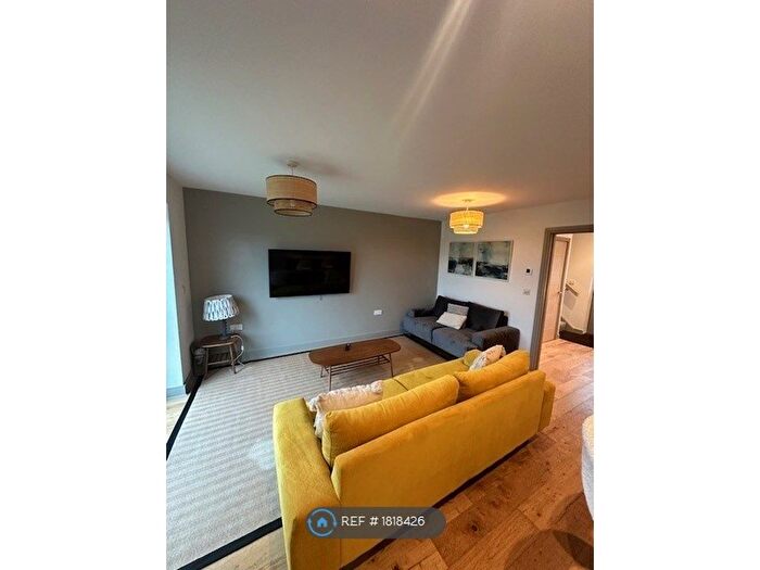 3 Bedroom Semi-Detached House To Rent In Woodland View, Hereford, HR4