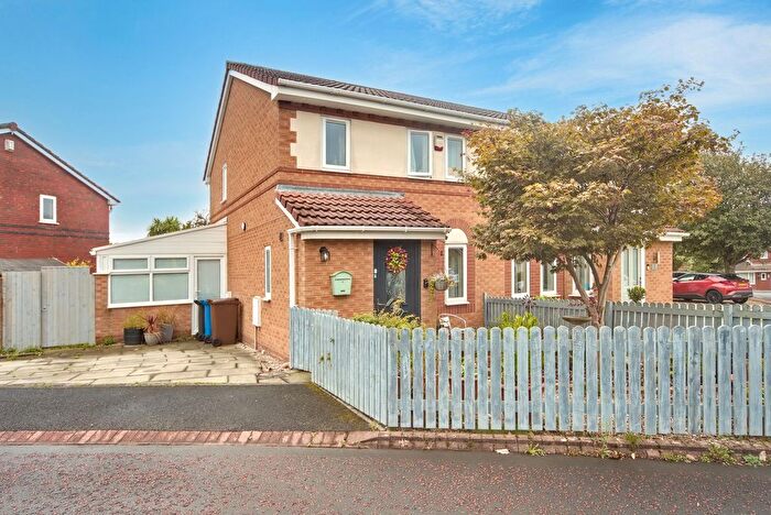 3 Bedroom Semi-Detached House For Sale In Alder Lee Close, Winstanley, WN3
