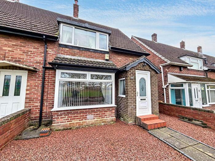 3 Bedroom End Of Terrace House For Sale In Washington Road, Hylton Castle, Sunderland, Tyne And Wear, SR5