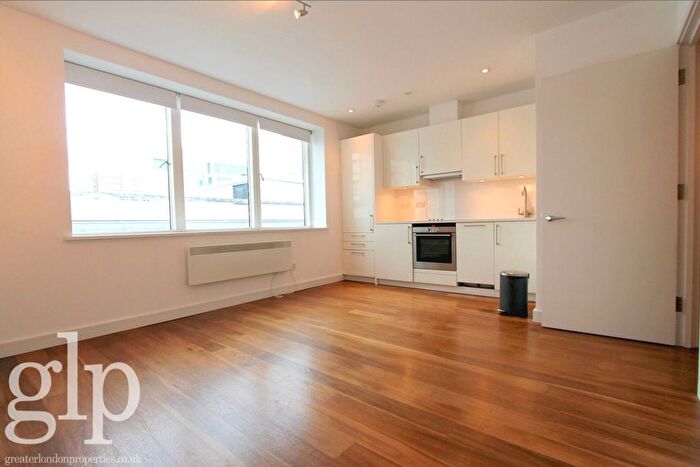 1 Bedroom Flat To Rent In Berwick Street, London, W1F