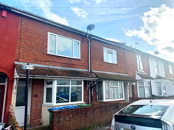 3 Bedroom Terraced House To Rent In Northumberland Road, SO14