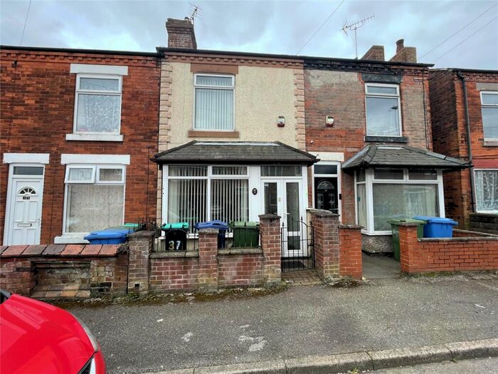 2 Bedroom Terraced House To Rent In Arundel Drive, Mansfield, Notts, NG19