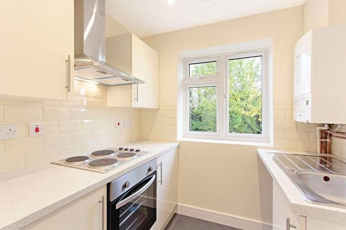 2 Bedroom Property To Rent In Runnymede, Wimbledon, London, SW19