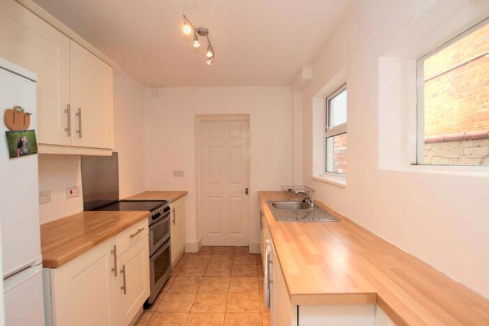 3 Bedroom House To Rent In Kensington Road, Reading, RG30
