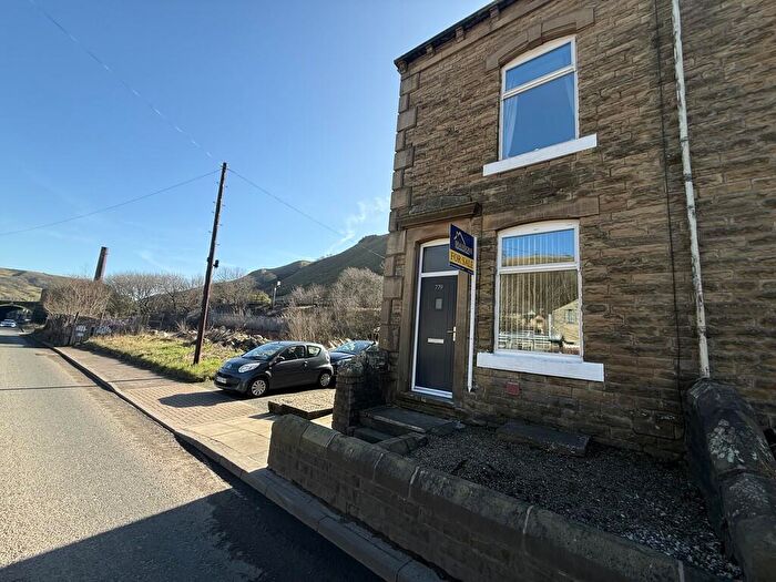 3 Bedroom End Of Terrace House For Sale In Burnley Road, Cornholme, Todmorden, OL14