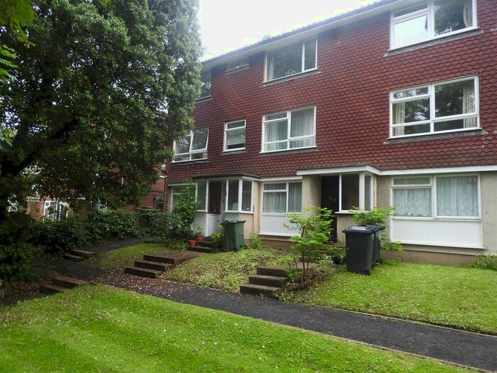 2 Bedroom Flat To Rent In Bean Road, Greenhithe, DA9