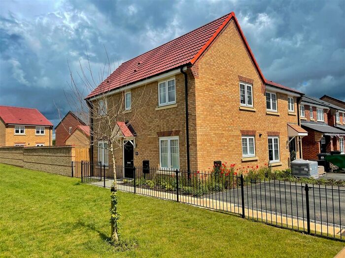3 Bedroom Semi-Detached House For Sale In Yew Tree Way, Sowerby, Thirsk, YO7