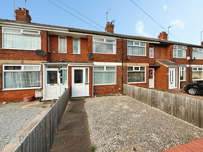 2 Bedroom Terraced House For Sale In Westlands Road, Hull, HU5