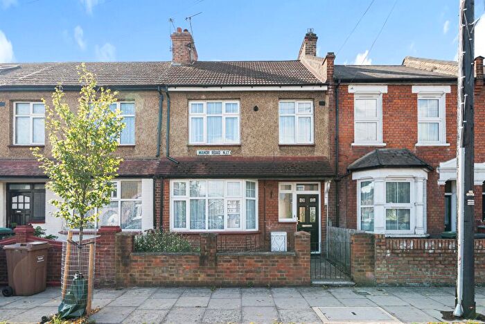 3 Bedroom Terraced House For Sale In Manor Road, London, N17