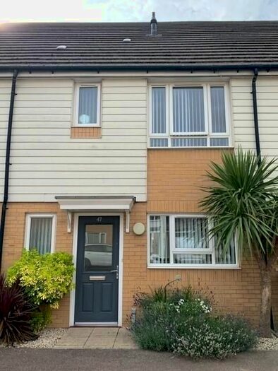 3 Bedroom Property To Rent In Meridian Close, Ramsgate, CT12