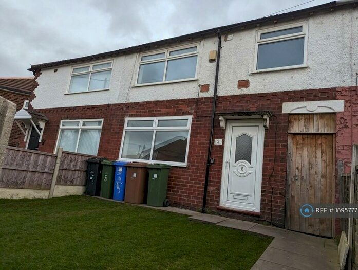 3 Bedroom Terraced House To Rent In Short Avenue, Droylsden, Manchester, M43
